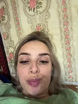 Snapshot of Katrina2809 chatting on 03.18.26 Katrina2809 online show from 03.18.26