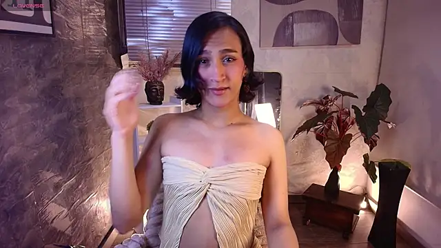 Zoee Kiss  online show from 04.24.26