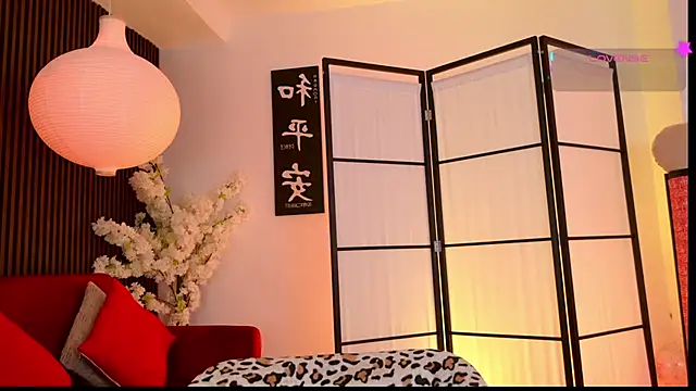 Elysia carter online show from 06.10.26
