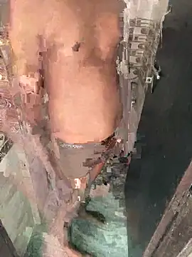 Snapshot of couple-new chatting on 03.25.26 couple-new online show from 03.25.26