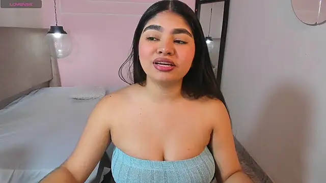 MilaHeat1 online show from 05.01.26