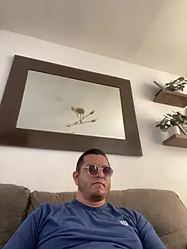 HOTB0Y18 online show from 03.24.26