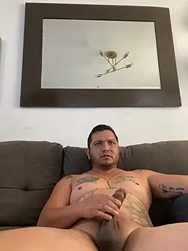 HOTB0Y18 online show from 03.28.26