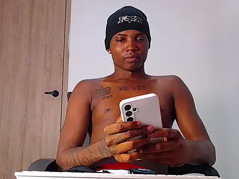 Bigcock23cmt online show from 04.04.26