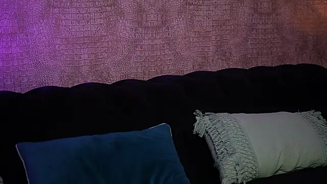 DaliaParis online show from 04.26.26