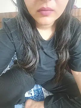 Snapshot of neelam_rawat chatting on 07.06.26 neelam rawat online show from 07.06.26