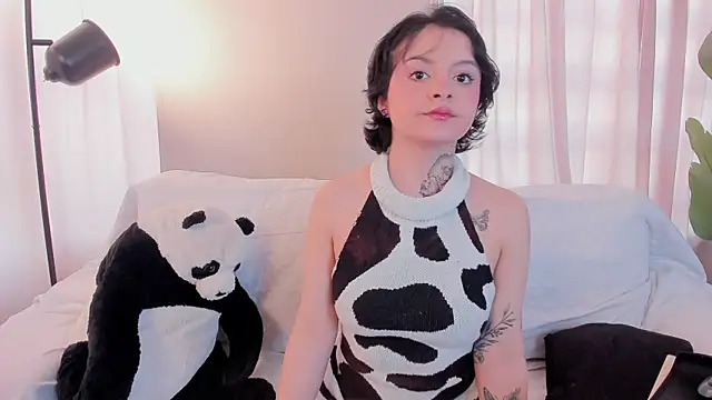  EmilyRouge  online show from 07.14.26