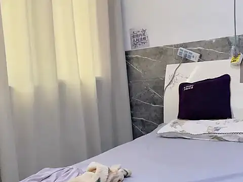 Snapshot of Qiuqiu-5880 chatting on 04.04.26 Qiuqiu-5880 online show from 04.04.26