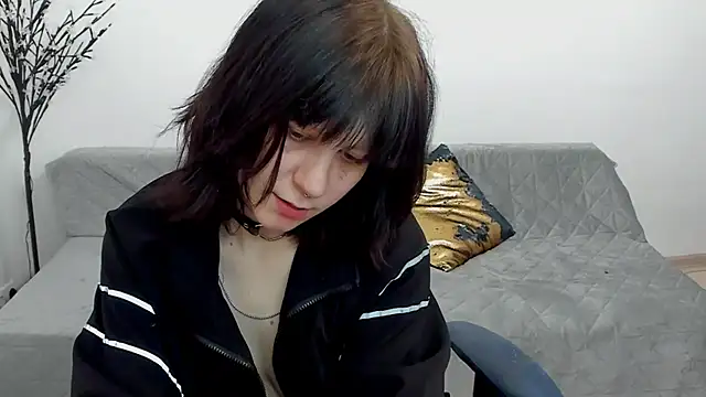 Frau Emma online show from 03.24.26