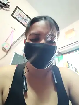 REENA-STRIP online show from 04.26.26