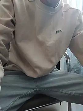 Snapshot of Skinboy06 chatting on 03.24.26 Skinboy06 online show from 03.24.26