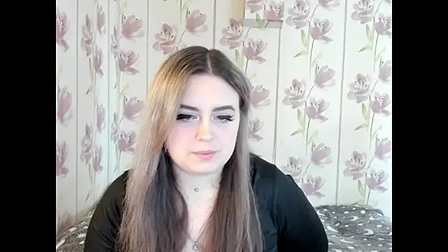 Snapshot of Agathameoww chatting on 04.13.26 Agathameoww online show from 04.13.26