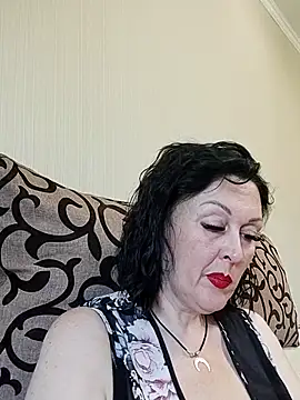 Snapshot of HelgaDennis chatting on 06.27.26 HelgaDennis online show from 06.27.26