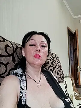 Snapshot of HelgaDennis chatting on 06.30.26 HelgaDennis online show from 06.30.26