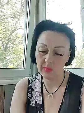 Snapshot of HelgaDennis chatting on 07.15.26 HelgaDennis online show from 07.15.26