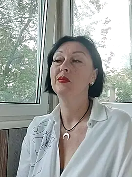 Snapshot of HelgaDennis chatting on 07.31.26 HelgaDennis online show from 07.31.26