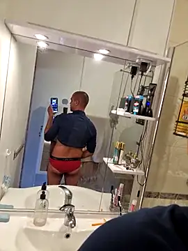 Justfunfree online show from 04.02.26