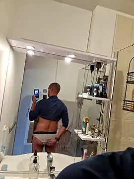 Justfunfree online show from 04.03.26