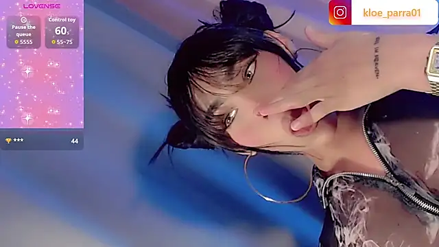 khloe Gils online show from 04.02.26