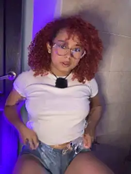 lara curly online show from 06.04.26