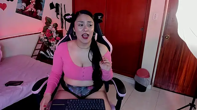 CristalZafiro online show from 04.11.26
