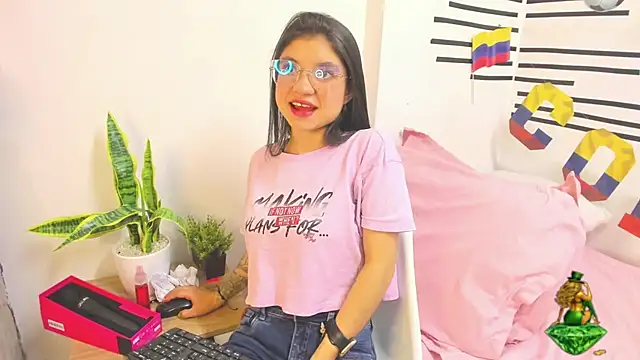 LindaCatalina  online show from 06.28.26