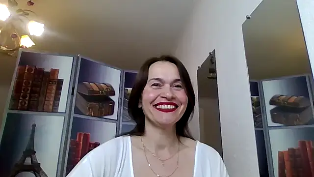 Selena Moo online show from 04.30.26