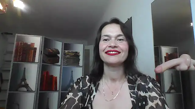 Selena Moo online show from 07.28.26