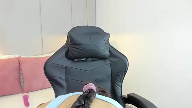 kira relish online show from 06.19.26