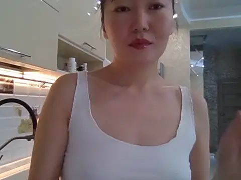 Snapshot of AsianJade1 chatting on 03.25.26 AsianJade1 online show from 03.25.26