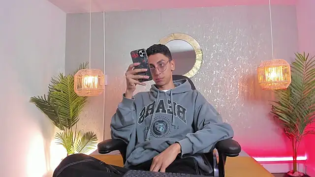 Snapshot of Gio_carangi chatting on 05.21.26 Gio carangi online show from 05.21.26