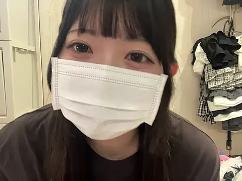 y-u-r-a-33 online show from 07.08.26