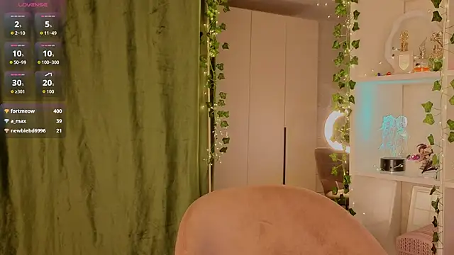 dark honey  online show from 06.13.26