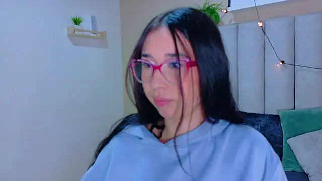 StarrMoon   online show from 07.24.26