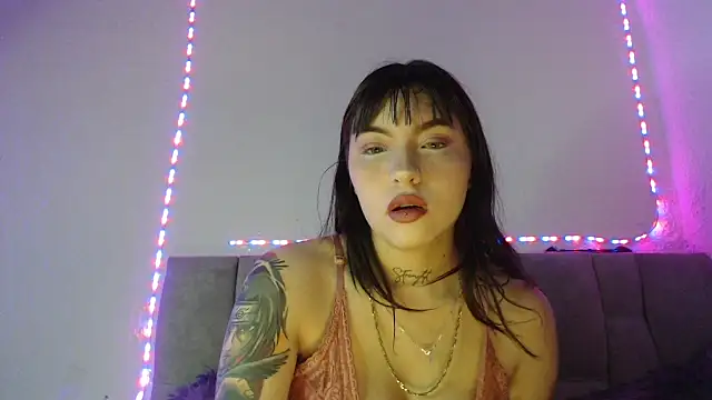 Snapshot of Val_Time chatting on 06.26.26 Val Time online show from 06.26.26