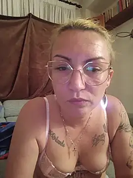 Snapshot of pamela661 chatting on 05.12.26 pamela661 online show from 05.12.26