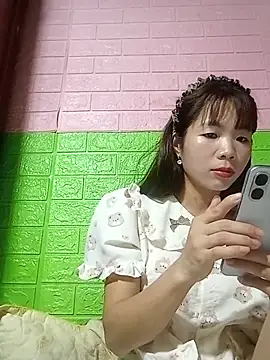 AmyLinee01 online show from 06.05.26