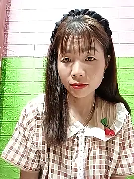 AmyLinee01 online show from 06.18.26