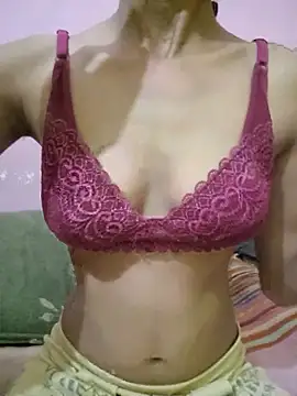 Curvy Amyra online show from 05.11.26