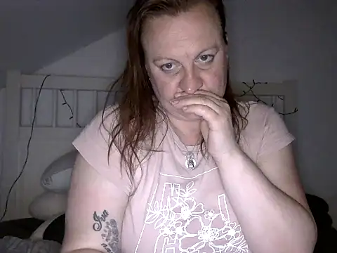 Snapshot of HotPussy785 chatting on 05.10.26 HotPussy785 online show from 05.10.26