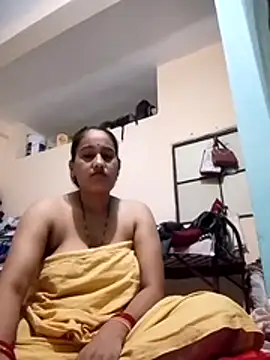 Snapshot of Sexi_roovi chatting on 07.18.26 Sexi roovi online show from 07.18.26