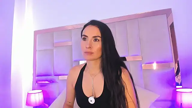 velvetlunaa  online show from 05.26.26