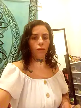 Snapshot of chiquitilla41 chatting on 06.02.26 chiquitilla41 online show from 06.02.26