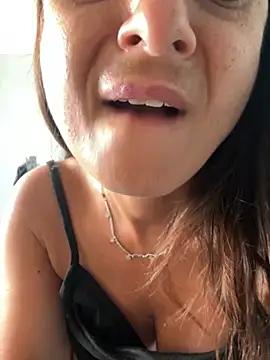 Supremegirlvibes online show from 06.28.26