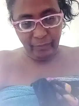 sexymomsn online show from 08.05.26