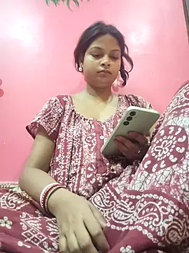 Snapshot of itz-priya chatting on 05.17.26 itz-priya online show from 05.17.26