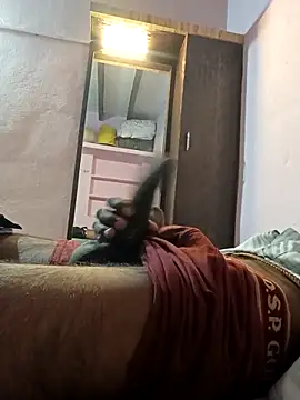 Snapshot of THA_KITTY chatting on 03.28.26 THA KITTY online show from 03.28.26