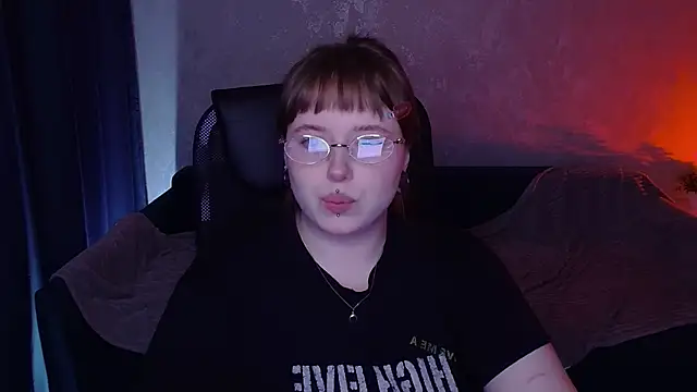 SelenaLily online show from 05.28.26