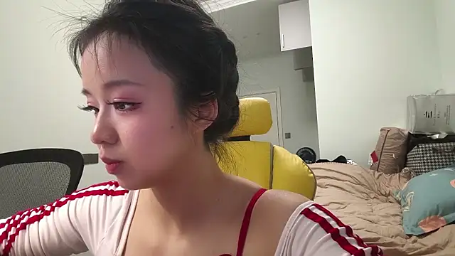 Snapshot of Sweet_Tang chatting on 03.30.26 Sweet Tang online show from 03.30.26