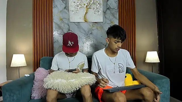 PINKY BOYS1 online show from 03.23.26